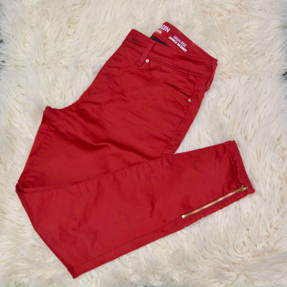 SALE!! Red High Waisted Levi Jeans